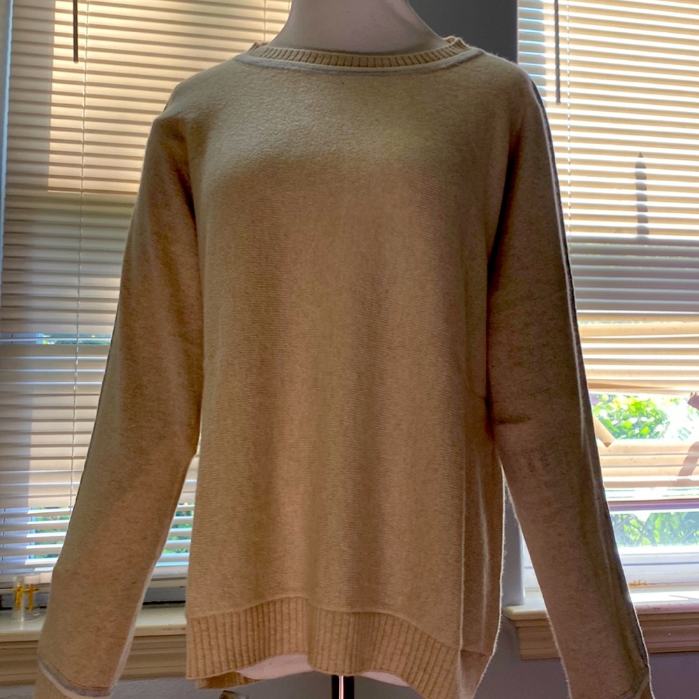Kinross 100% cashmere crew neck sweater